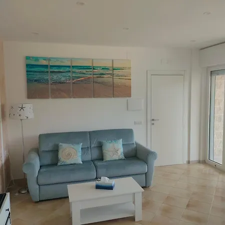 Oda ve Kahvaltı Seashell